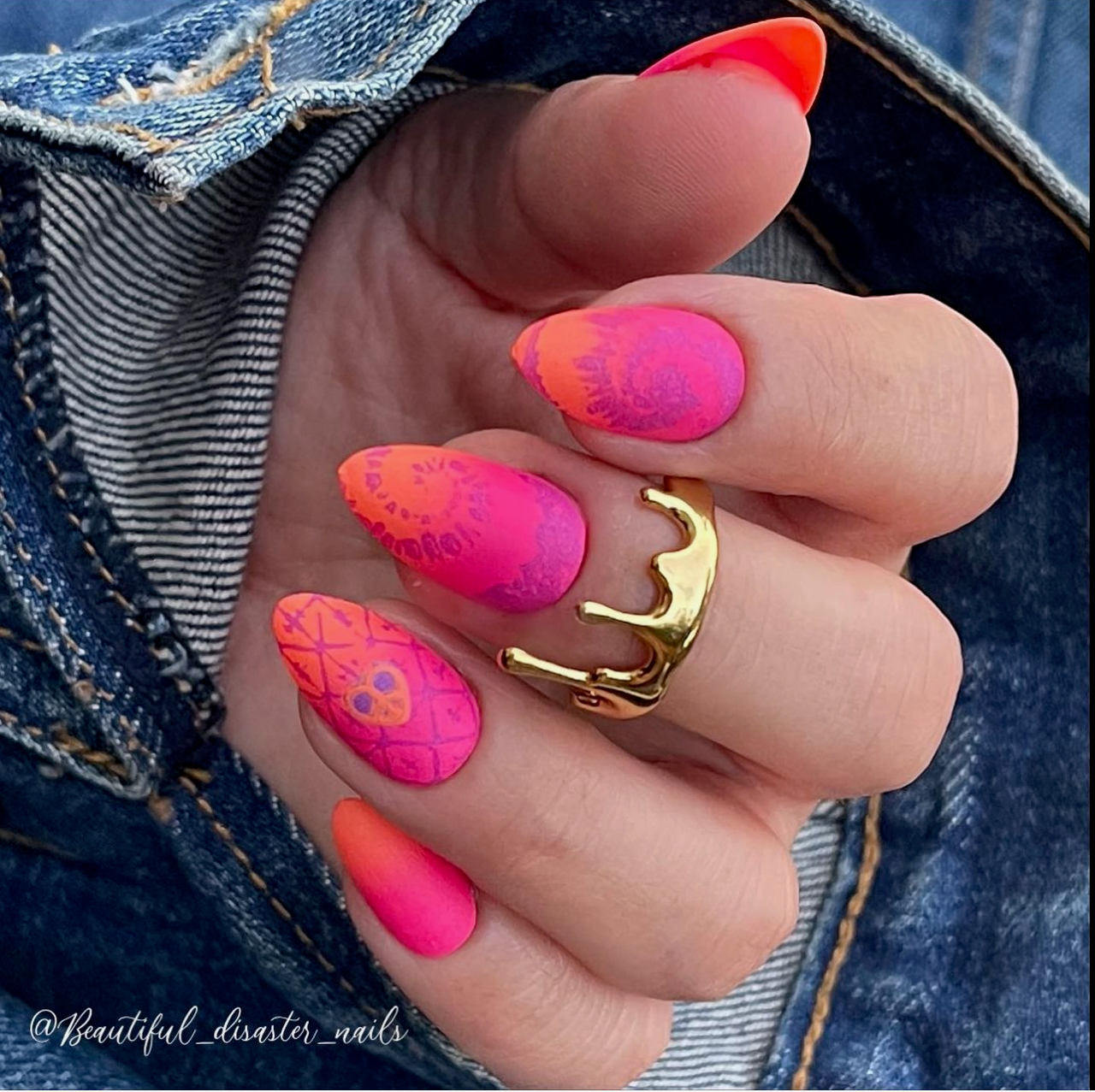 Lil' Boho Life (CjS-116) Etched Nail Art Stamping Plate