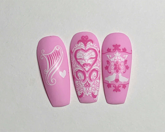set-of-three-nail-tips-showing-vintage-valentines-nail-art-designs