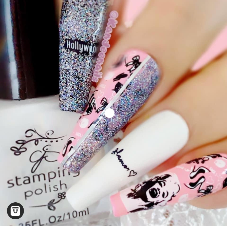 In the Spotlight (CjSLC-74) Etched Nail Art Stamping Plate