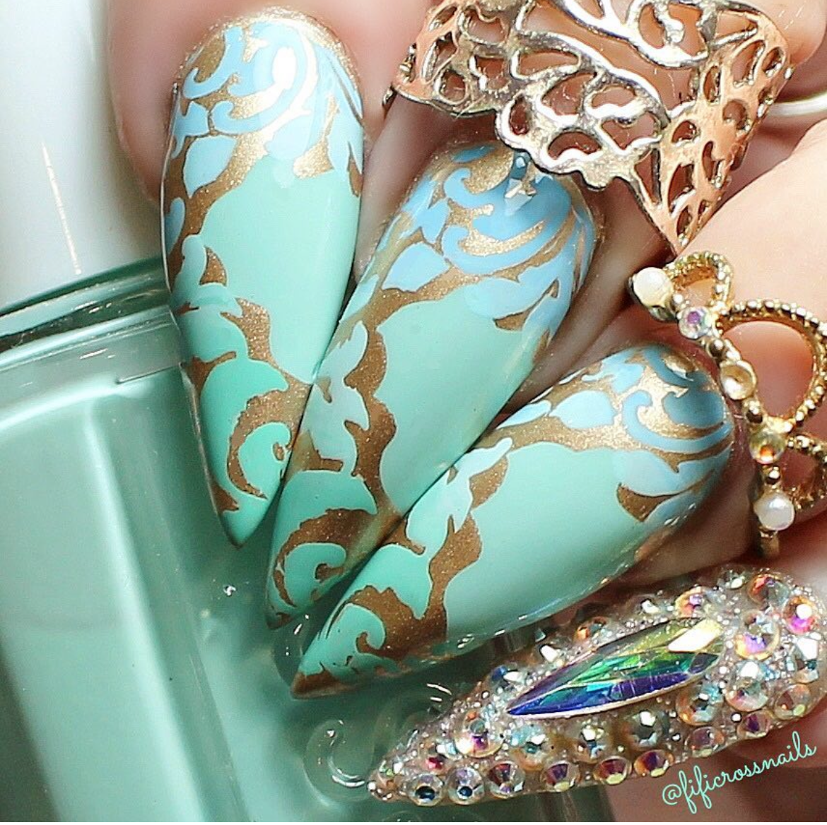 If it Aint Baroque, Dont Fix It! (CjS-72) Etched Nail Art Stamping Plate