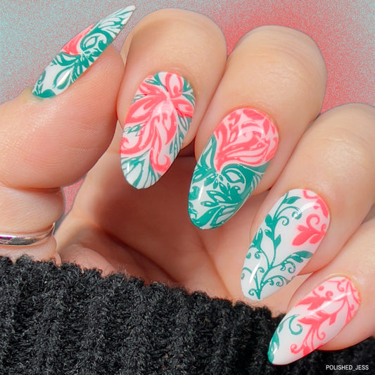 Elegant Swirl (CjS-149) Etched Nail Art Stamping Plate