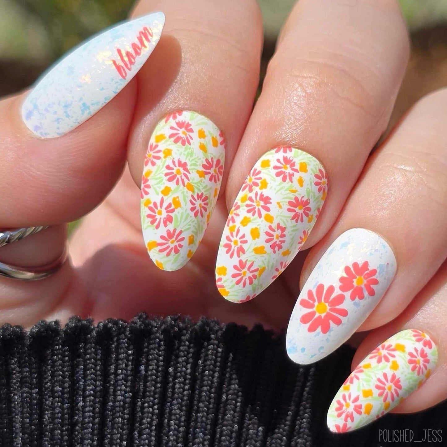 Spring Daisy (CjS-194) Etched Nail Art Stamping Plate