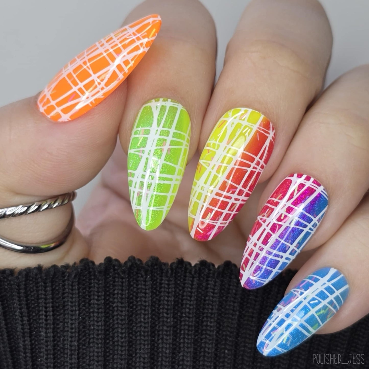 The Essentials - One (CjS-22) Etched Nail Art Stamping Plate