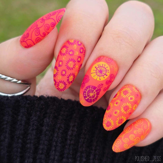 Feeling Vine (CjS-235) Etched Nail Art Stamping Plate