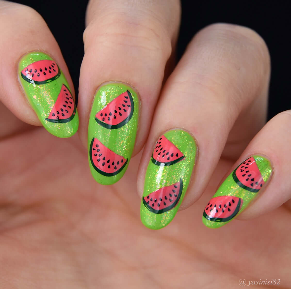 beautiful-green-manicure-with-nail-art-designs-of-watermelons