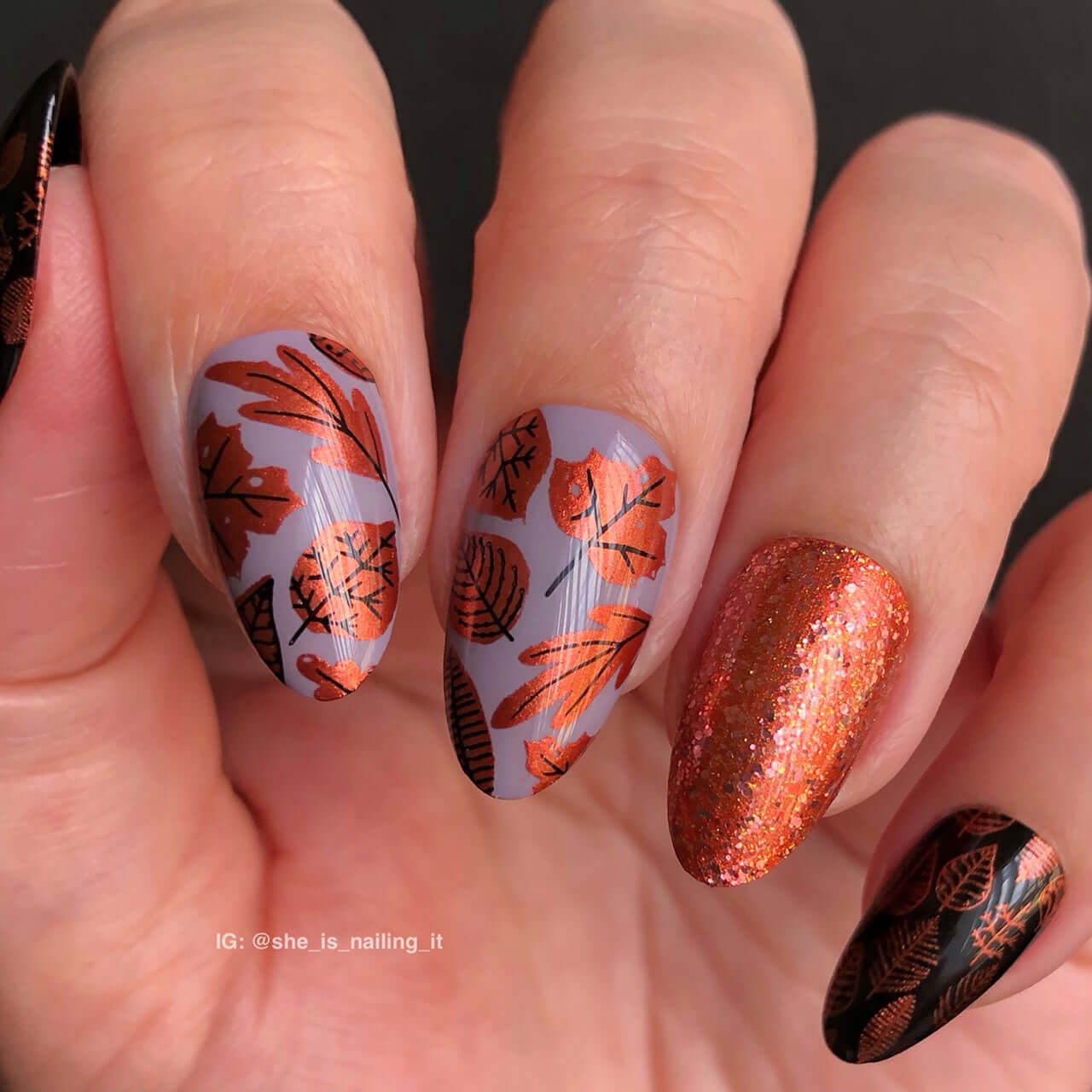 beautiful-glittery-manicure-showing-fall-nail-art-designs-of-leaves