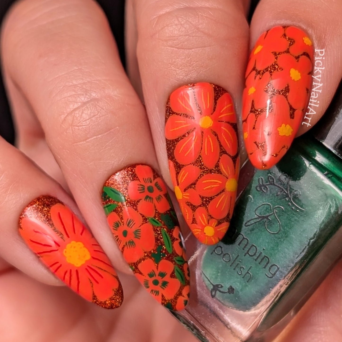 Urban Garden (CjS-365) Etched Nail Art Stamping Plate