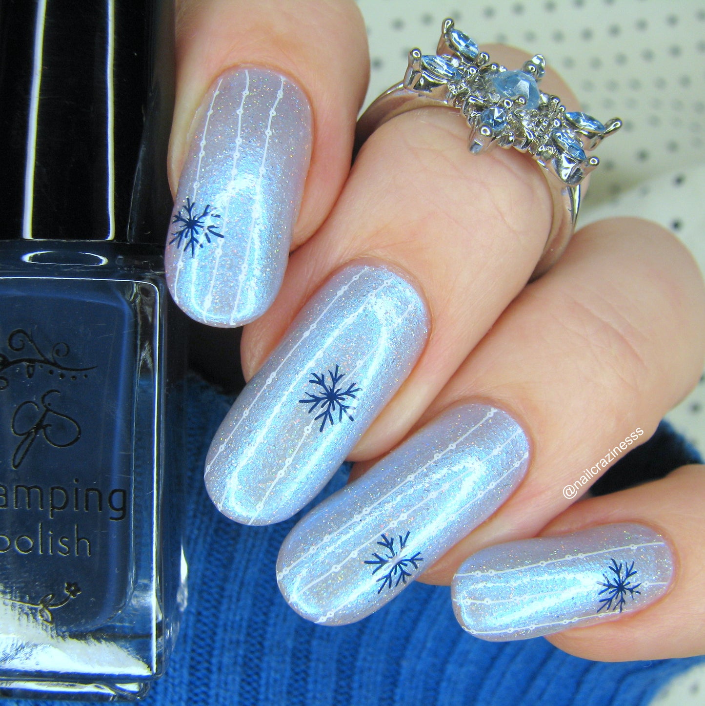 Snowflakes on Chains (CjS-376) Etched Nail Art Stamping Plate