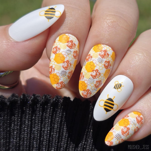 Buzz-y (CjS-73) Etched Nail Art Stamping Plate