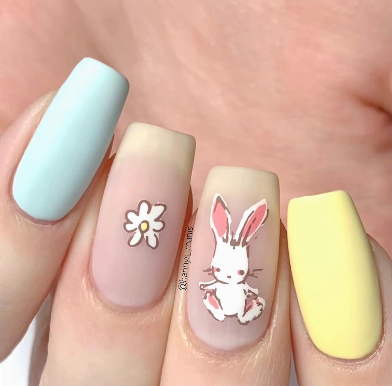 Life in Bloom (CjS-97) Etched Nail Art Stamping Plate