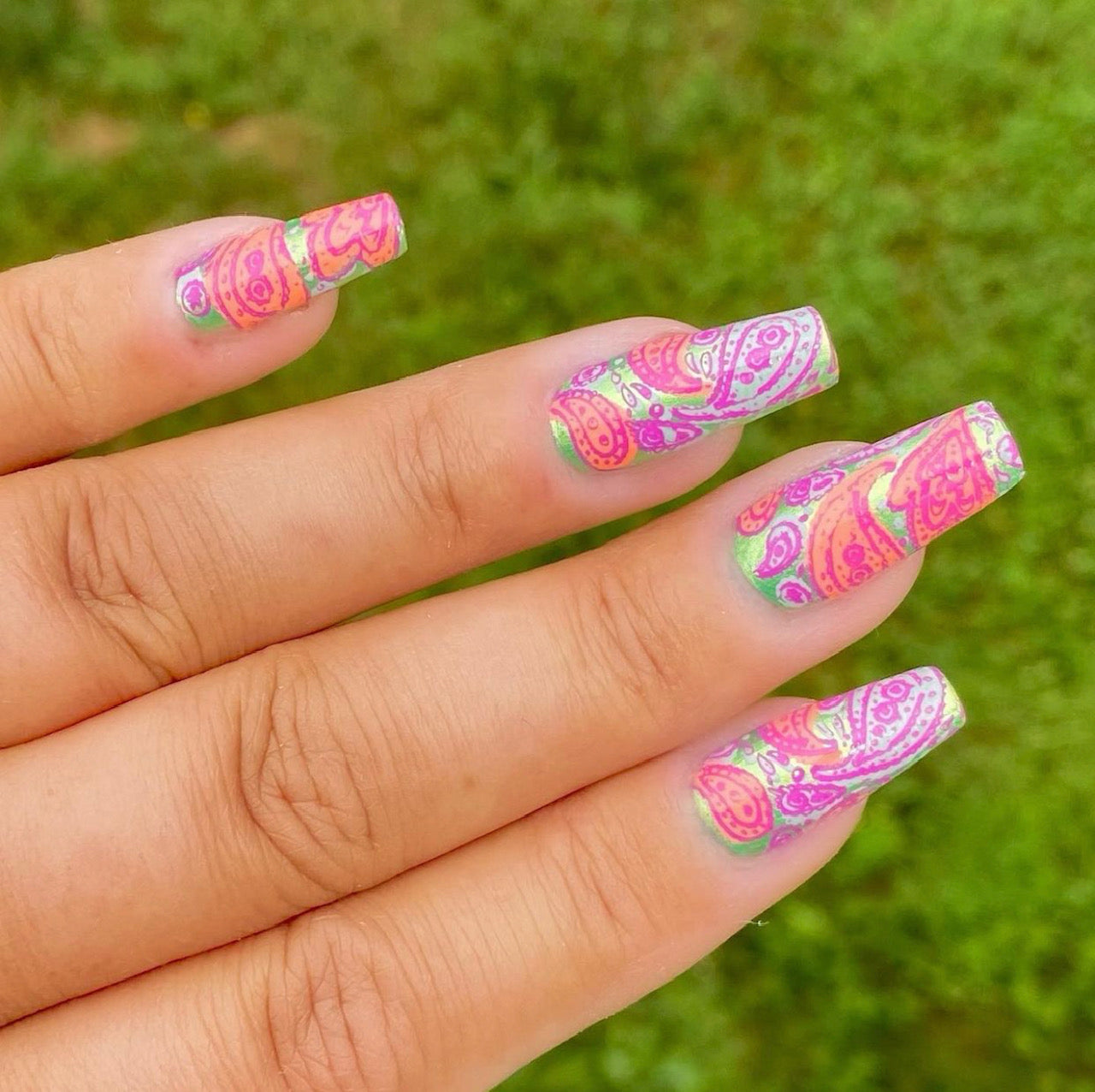 Paisley Princess (CjS-99) Etched Nail Art Stamping Plate