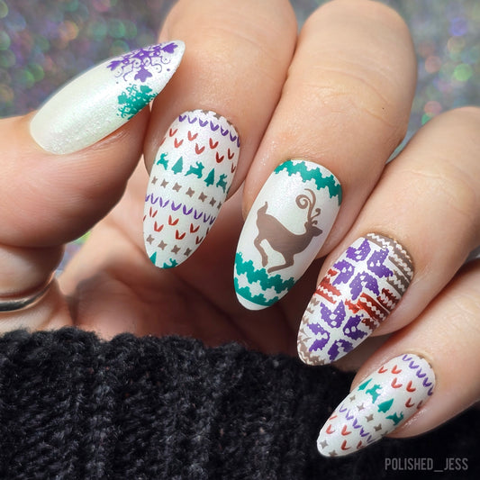 Christmas Sweater (CjSC-02) Etched Nail Art Stamping Plate