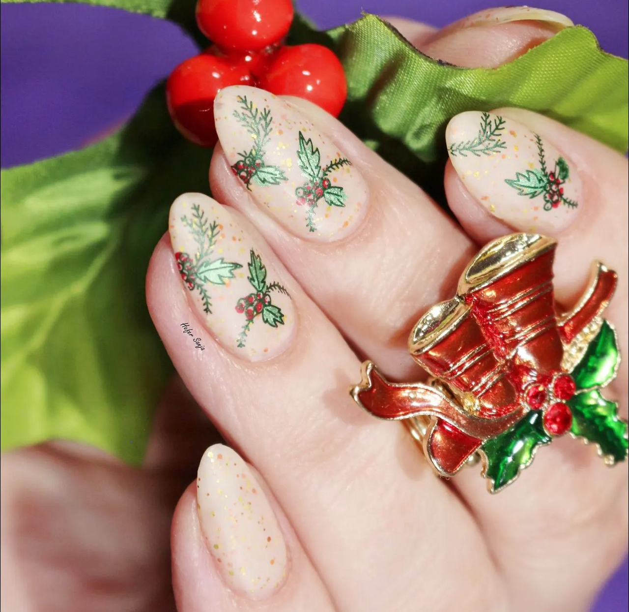 Patterned Holidays (CjSC-60) Etched Nail Art Stamping Plate