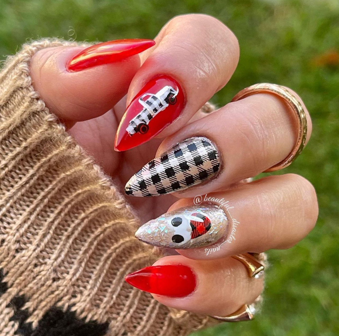 Patterned Holidays (CjSC-60) Etched Nail Art Stamping Plate