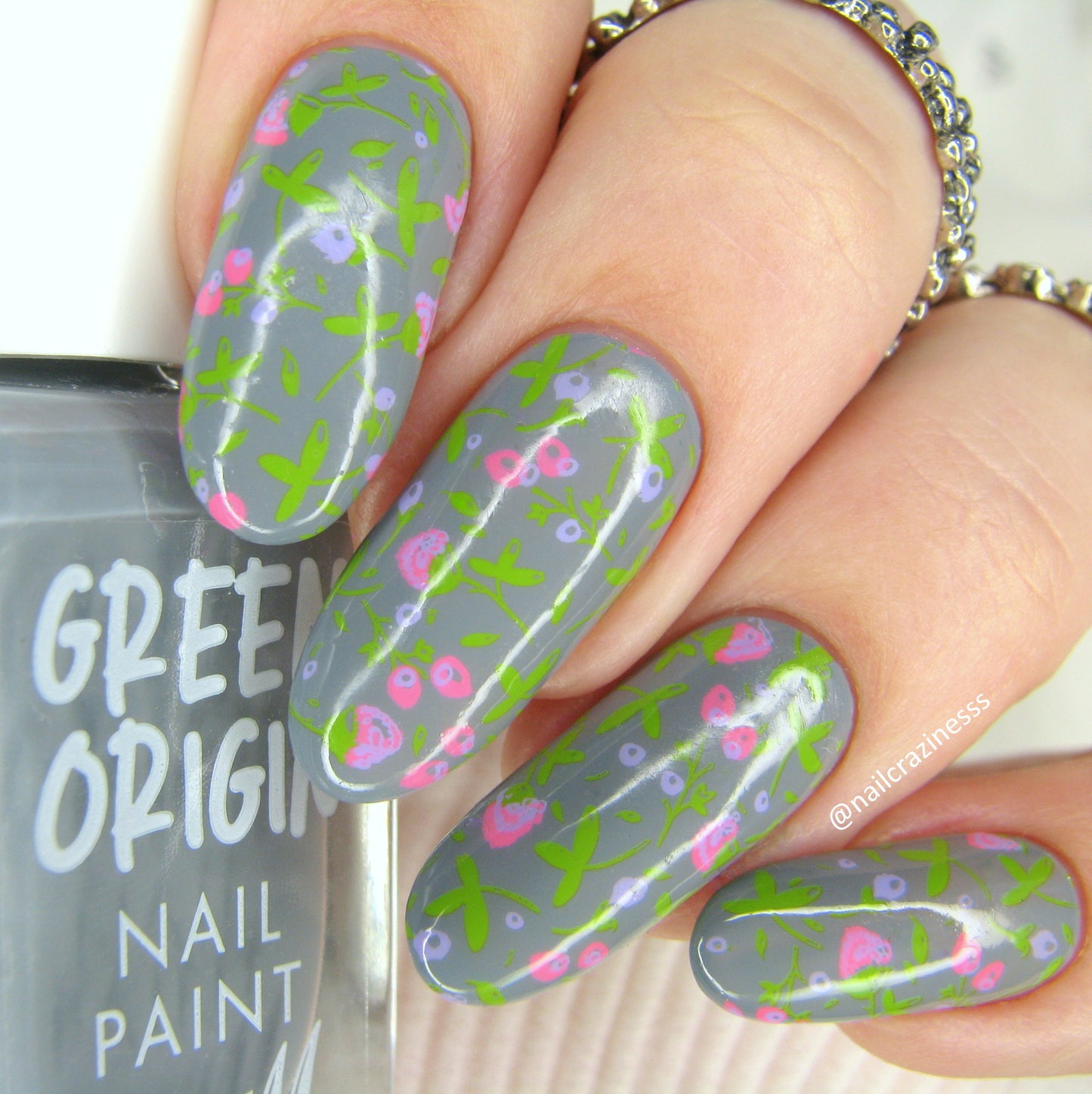 Pretty Clover (CjSH-105) Etched Nail Art Stamping Plate