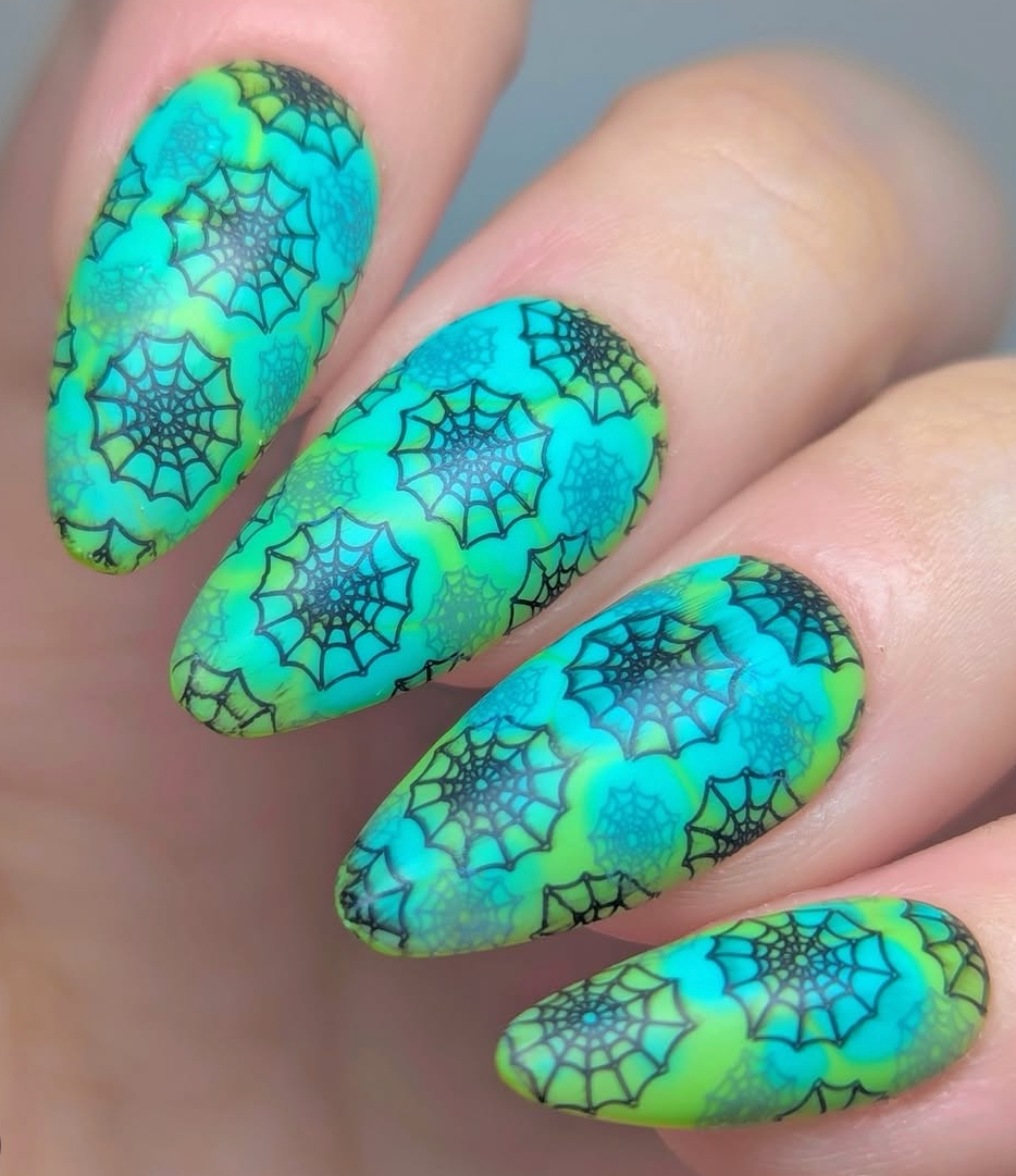 Wallpaper - Boo! (CjSH-43) Etched Nail Art Stamping Plate