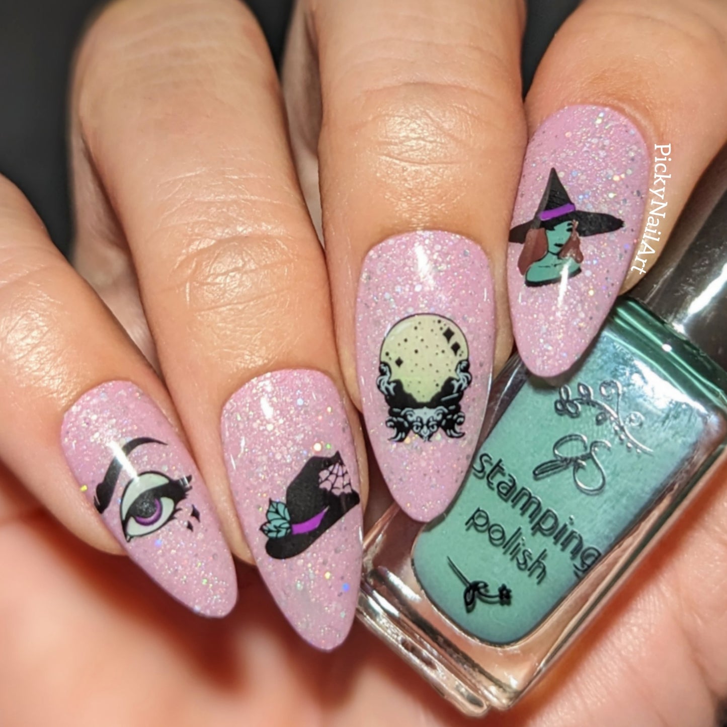 Hallo-Witch (CjSH-92) Etched Nail Art Stamping Plate