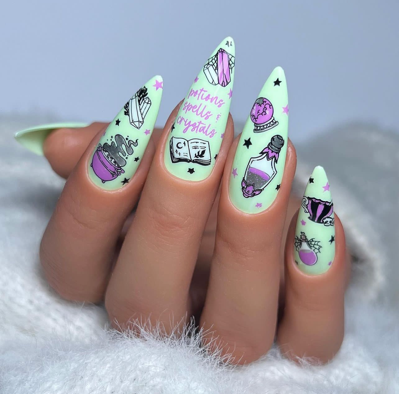 Abracadabra (CjSH-93)Etched Nail Art Stamping Plate