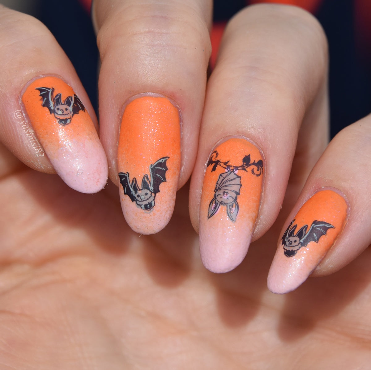 Cozy Crypt (CjSH-94) Etched Nail Art Stamping Plate