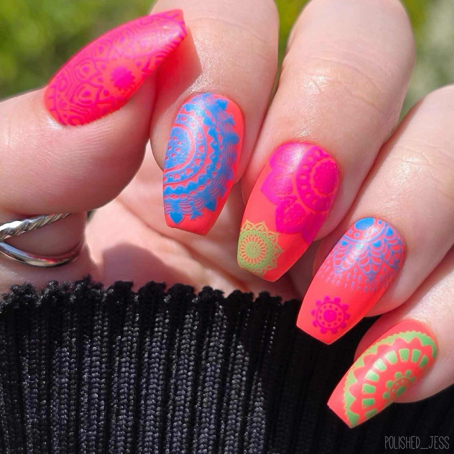 Myriad of Mandalas (CjSLC-18) Etched Nail Art Stamping Plate