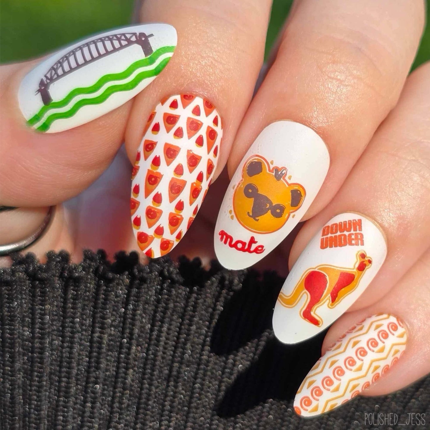 Land Down Under (CjS LC-28) Etched Nail Art Stamping Plate