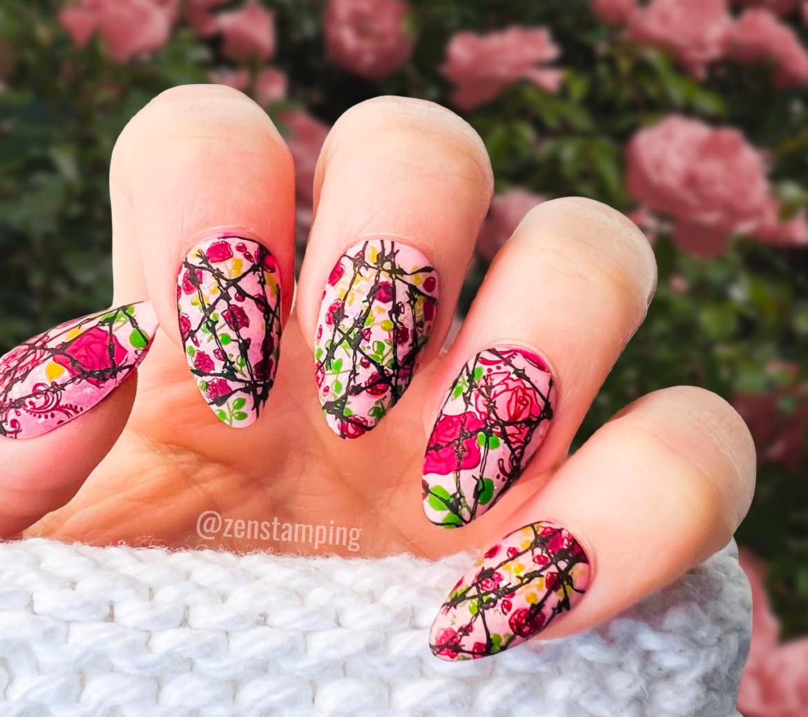 Chantel's Finishing Touches (CjS LC-38) Etched Nail Art Stamping Plate