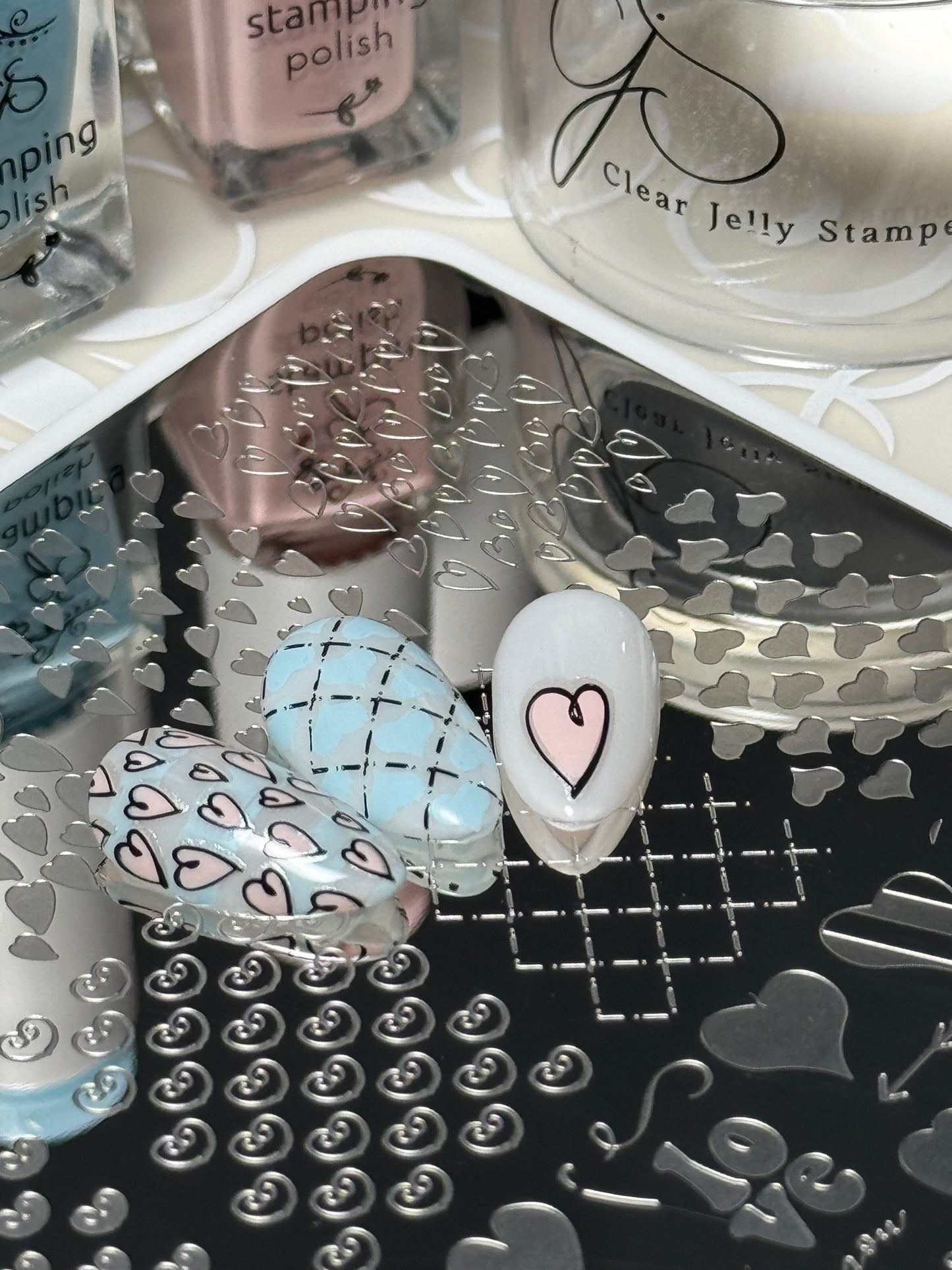 Endless Hearts (CjSLE-12) Etched Nail Art Stamping Plate