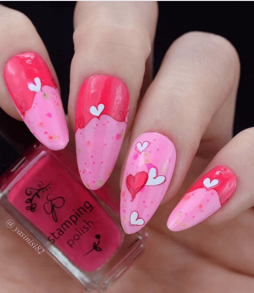 manicured-hand-with-stunning-french-tip-nail-art-designs-of-swirly-hearts