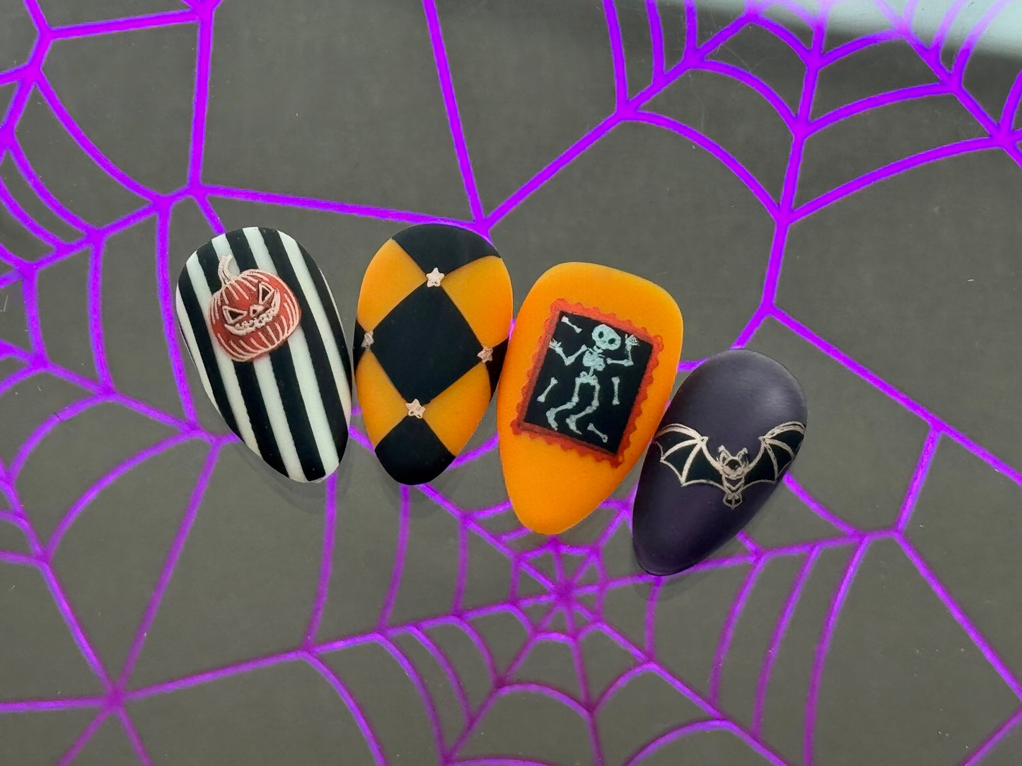 Paranormal Post (CjSH-125) Etched Nail Art Stamping Plate