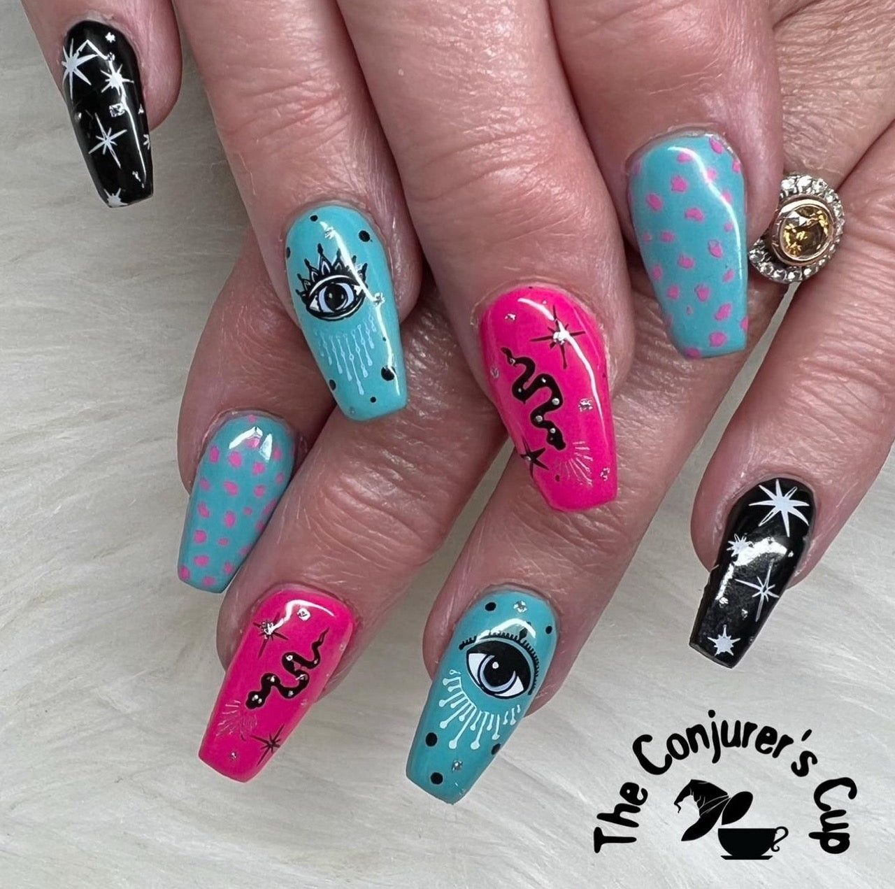 Celina Ryden - One (CjSLC-94) Etched Nail Art Stamping Plate