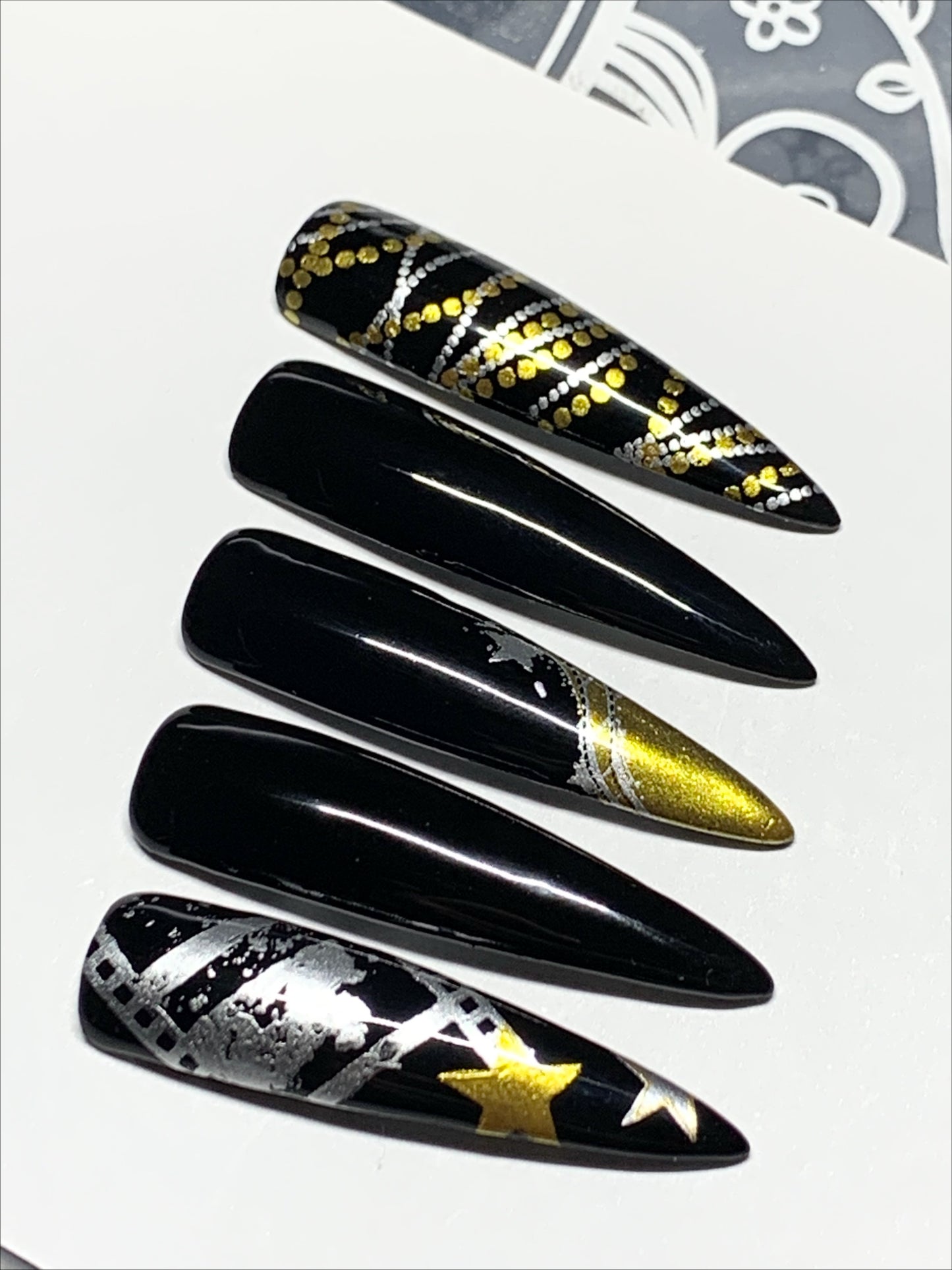 In the Spotlight (CjSLC-74) Etched Nail Art Stamping Plate