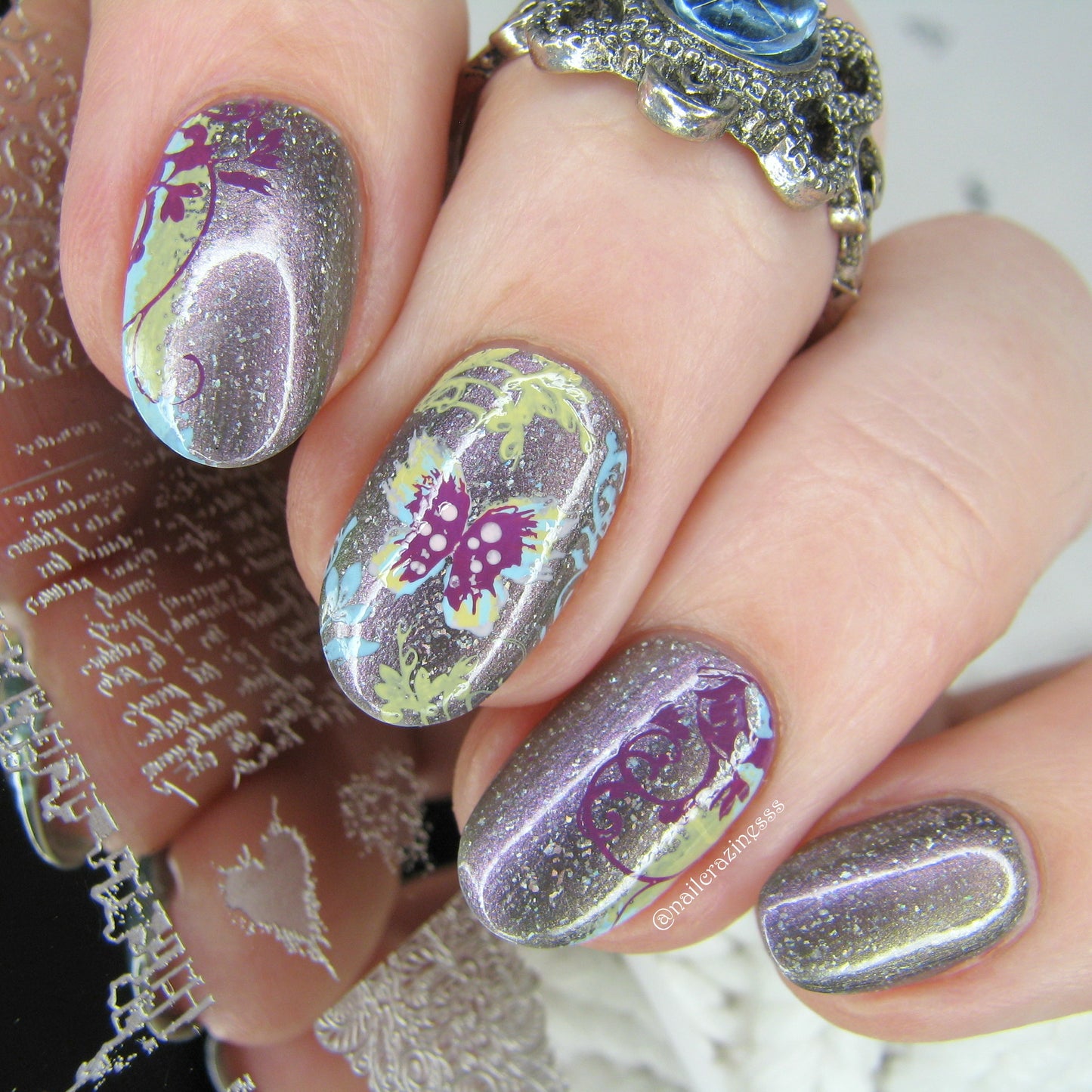 Grunge Series - Chic (CjS-201) Etched Nail Art Stamping Plate