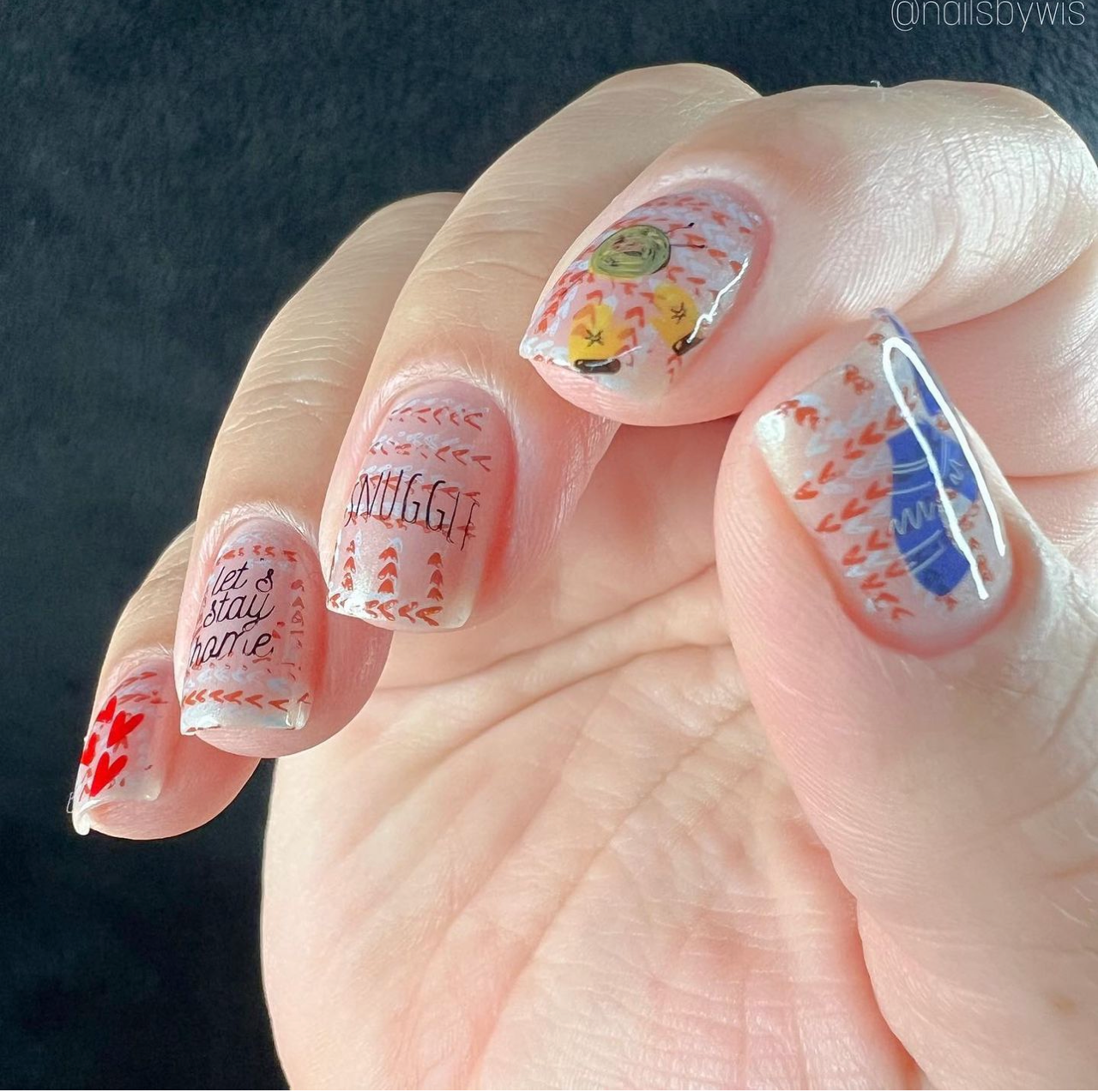 Snuggles (CjS-171) Etched Nail Art Stamping Plate