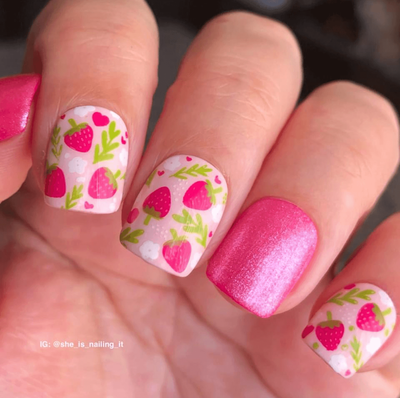 bright-manicure-with-nail-art-designs-of-strawberries