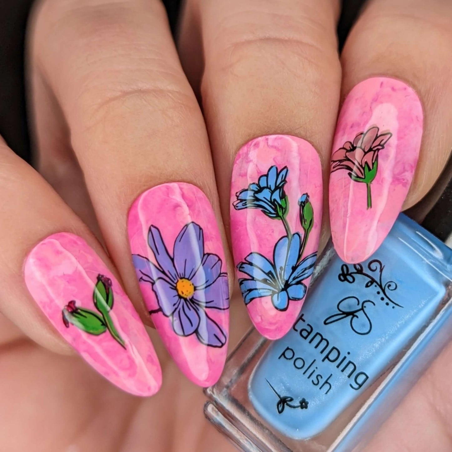 bright-bold-manicure-with-layered-nail-art-designs-of-flowers