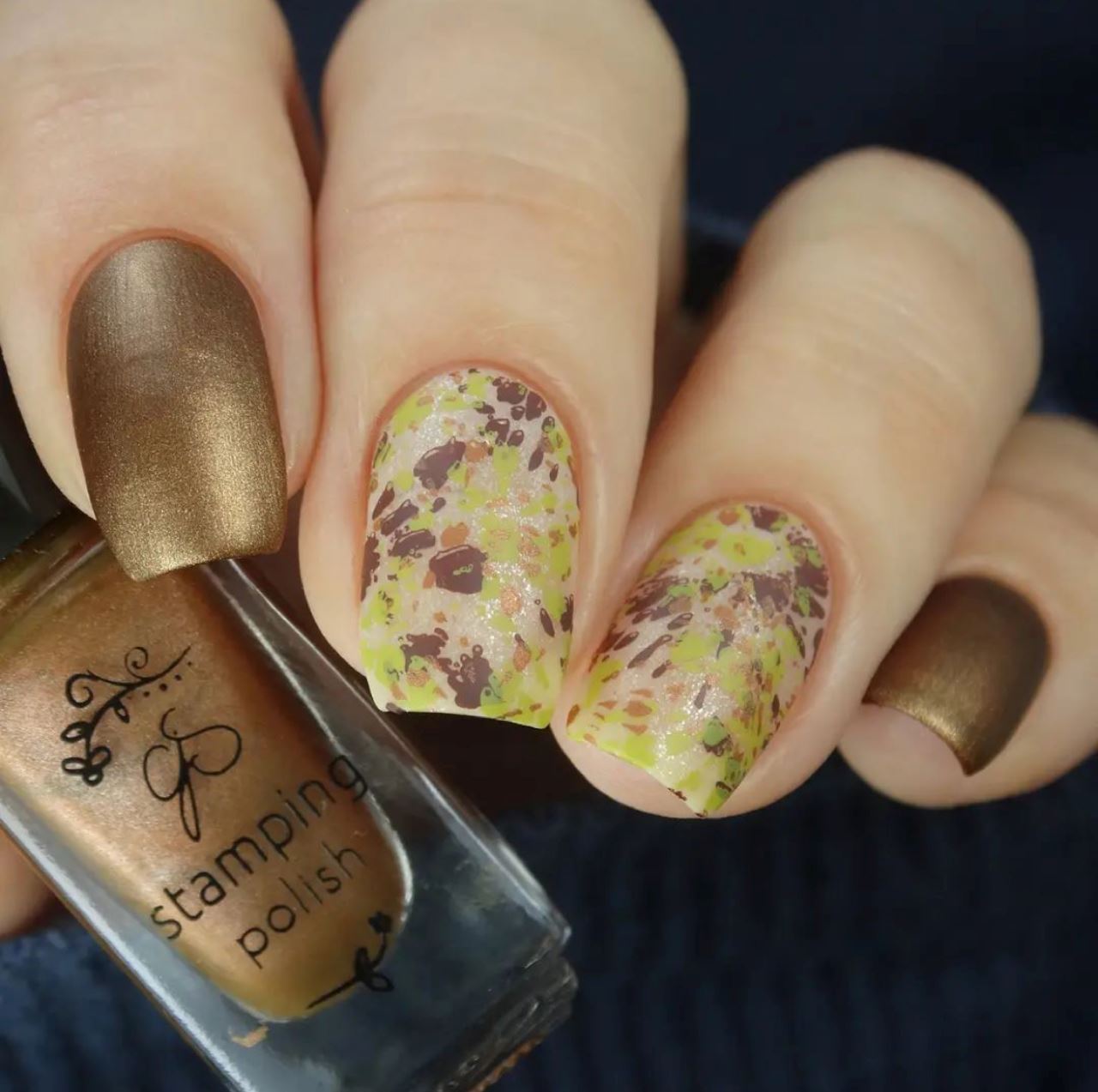 Lovely Layered Leaves (CjS-85) Steel Nail Art Stamping Plate 14 x 9 Clear Jelly Stamper