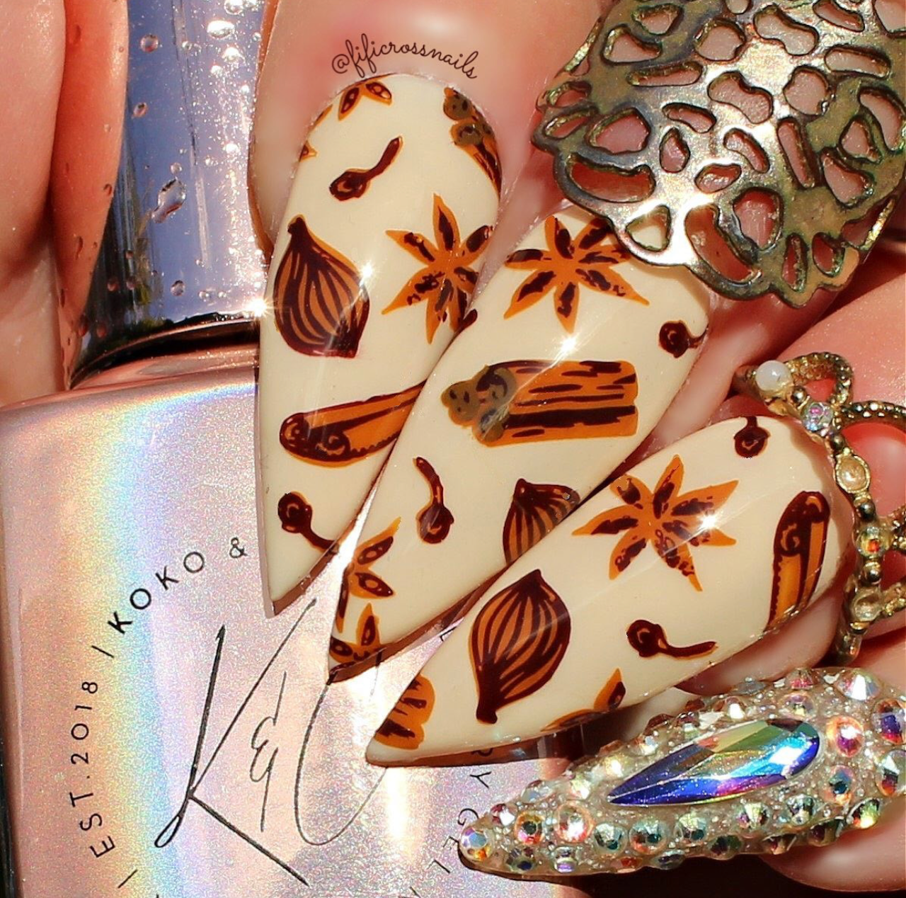 Cozy Bevvys (CjSC-55) Etched Nail Art Stamping Plate