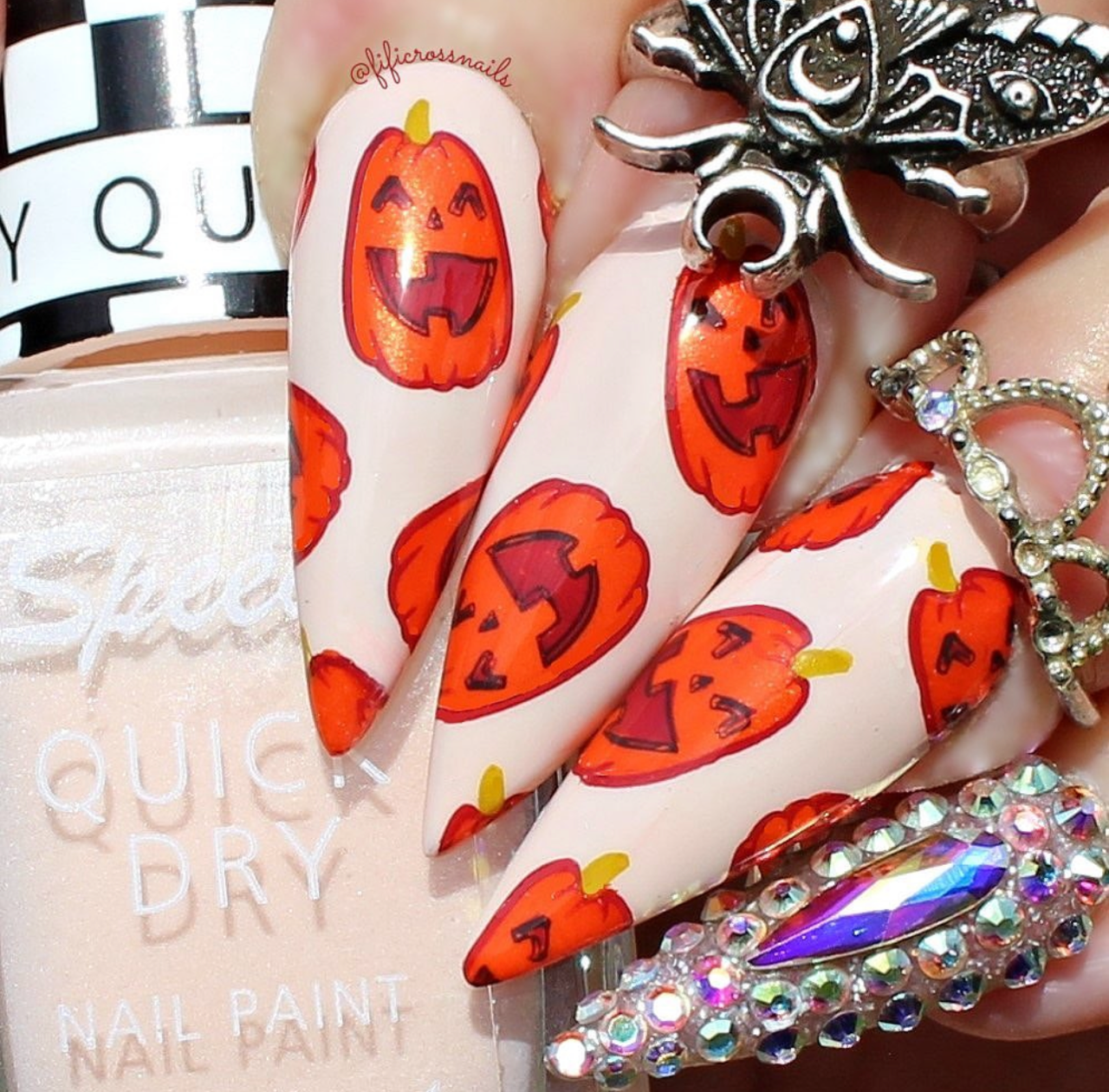 Bootastic (CjS-H-77) Etched Nail Art Stamping Plate