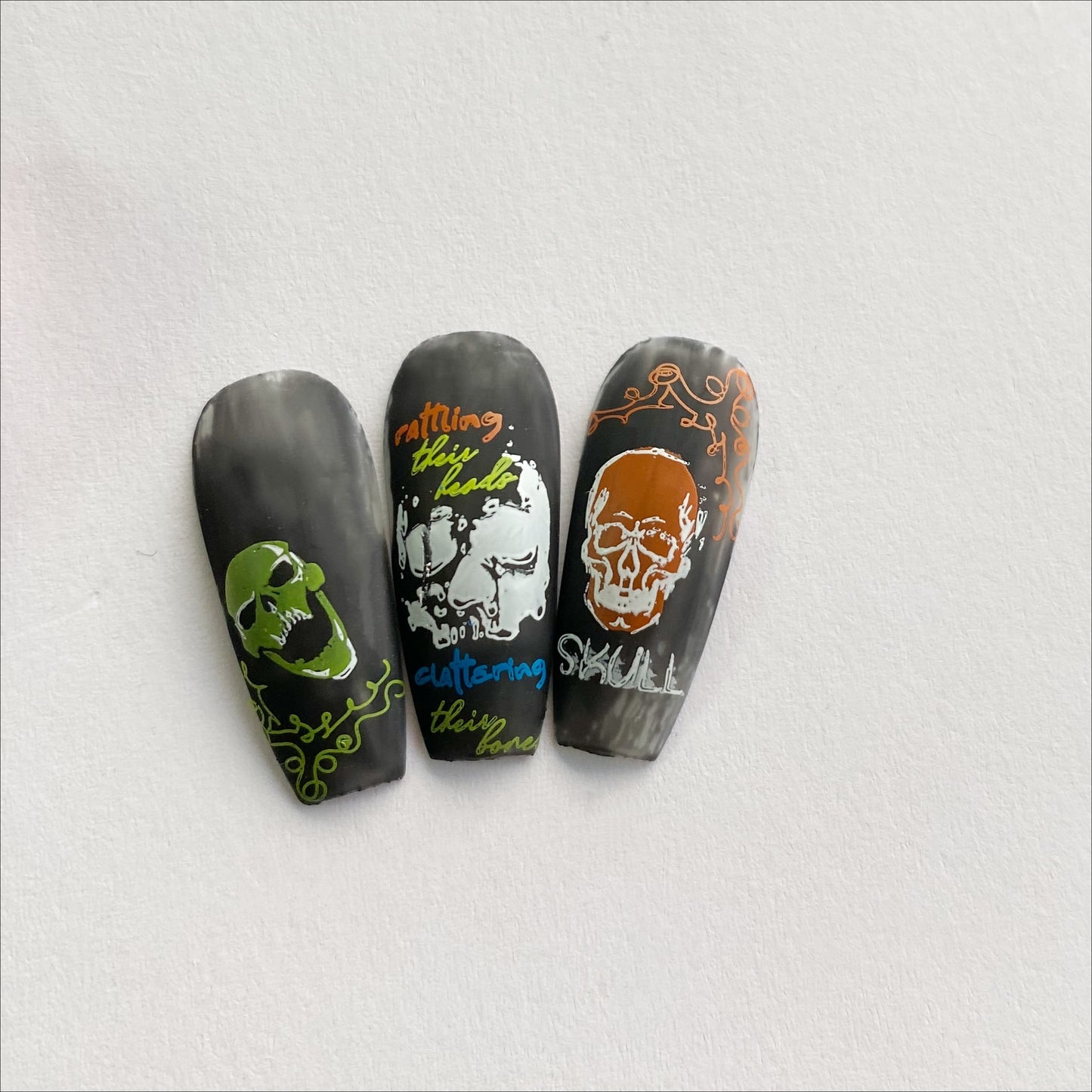 Clattering Bones (CjS-H-81) Etched Nail Art Stamping Plate