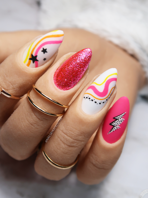 Funky Swirls (CjSLC-82) Etched Nail Art Stamping Plate