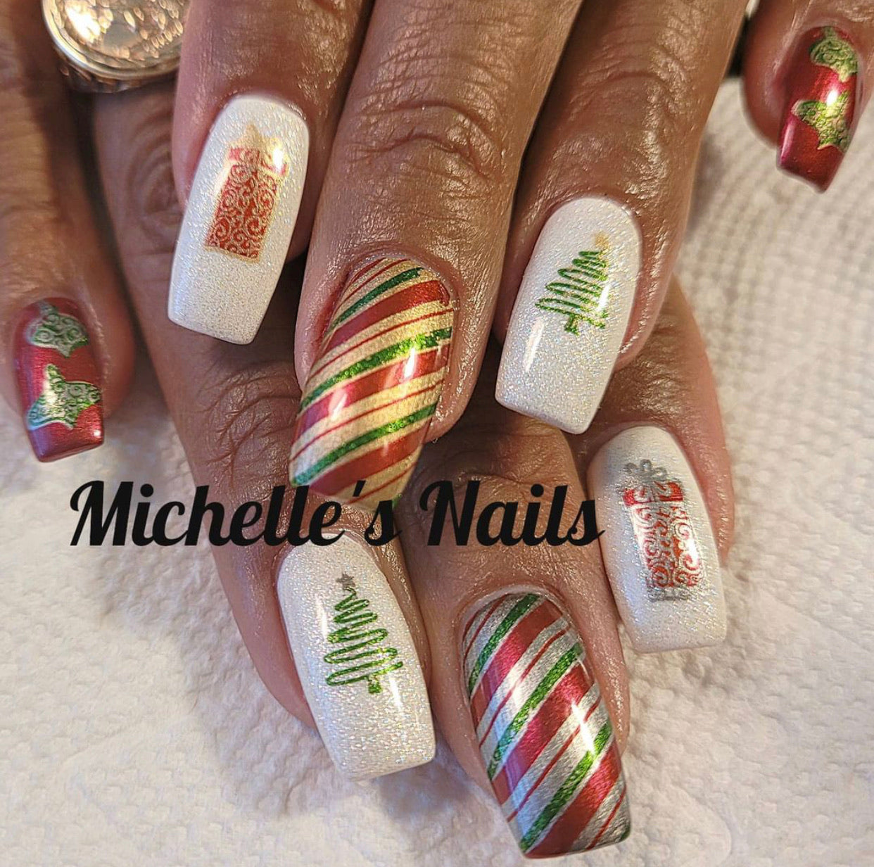 Baubles & Bells (CjS C-21) Steel Nail Art Stamping Plate 14 x 9 Clear Jelly Stamper