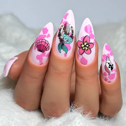 stunning-manicure-with-nail-art-designs-of-seashells-mermaid-cowgirl