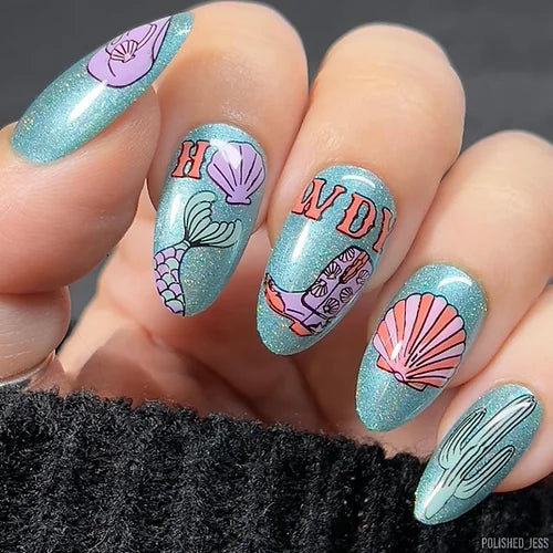 stunning-manicure-with-nail-art-designs-of-cowboy-boots-cactus-and-shells