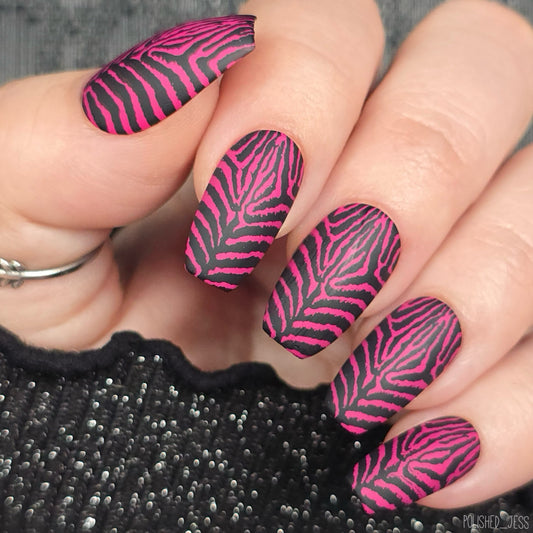 Low Light Lounge (CjS-398) Etched Nail Art Stamping Plate