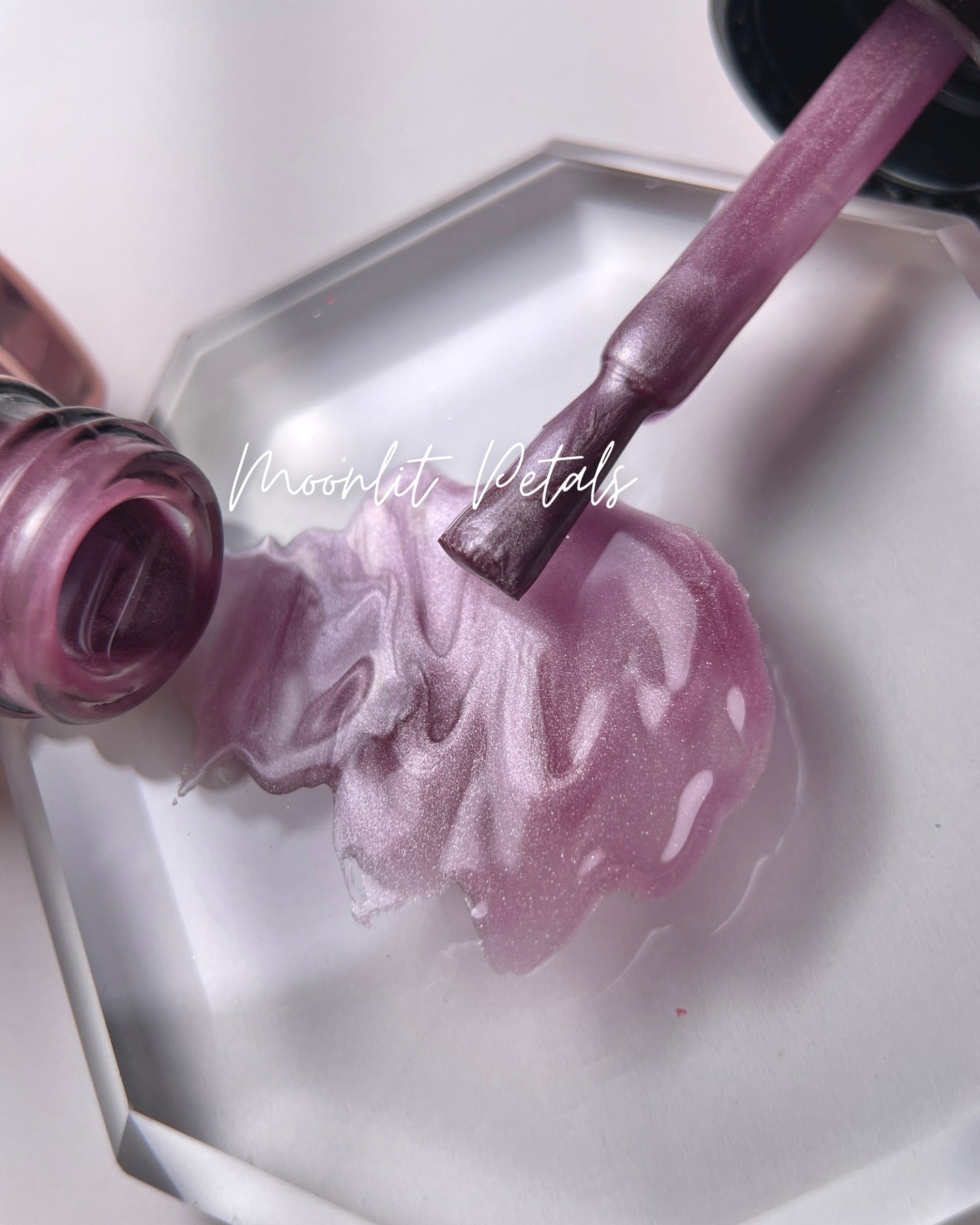 0574 Moonlit Petals (Hema-free) - KoKo & Claire Cateye Gel Polish