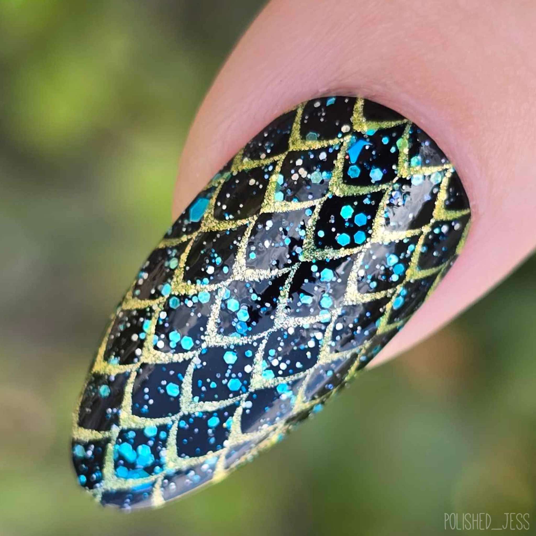 Dragon's Lair (CjS-100) Steel Layered Nail Art Stamping Plate