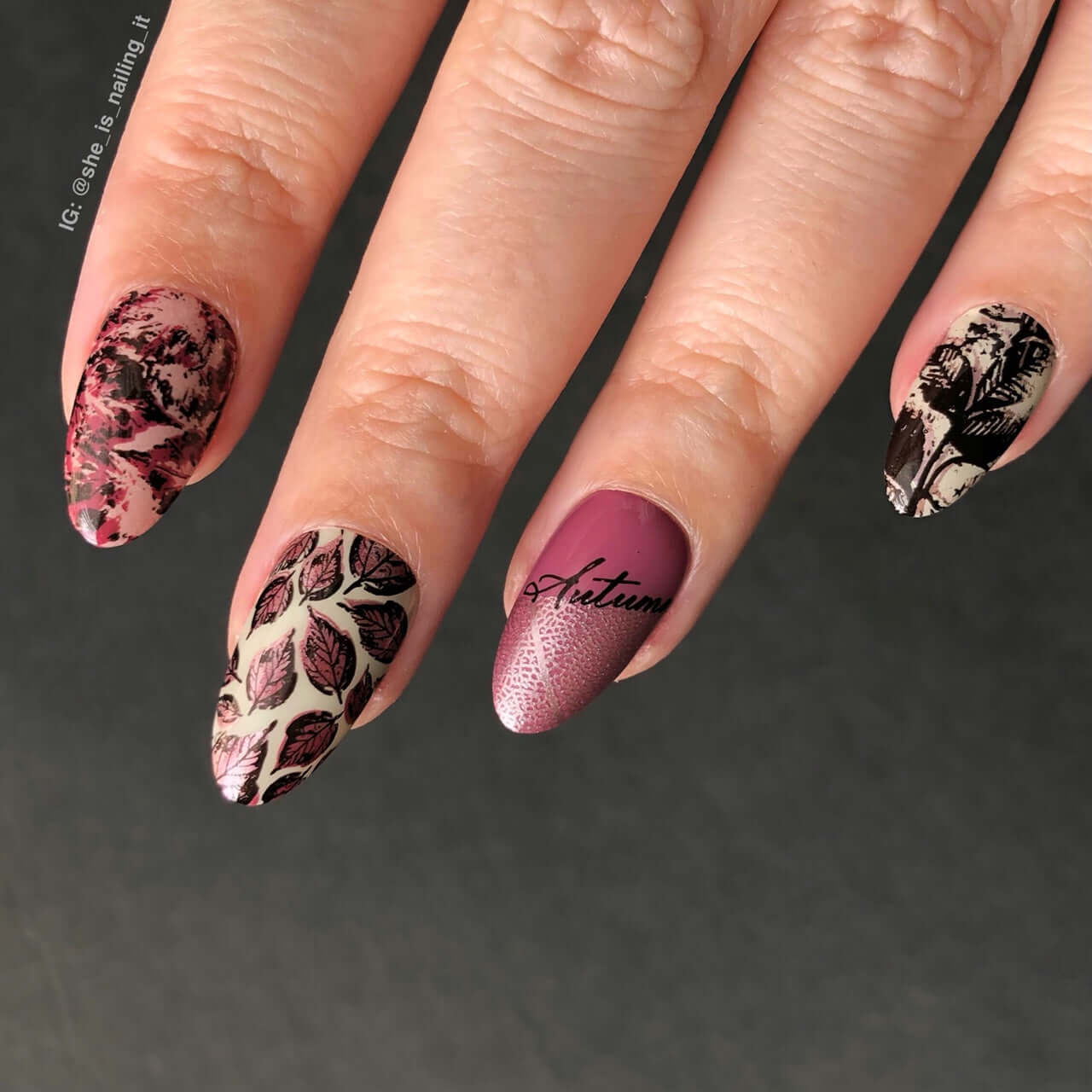 manicure-with-full-coverage-nail-art-designs-of-leaves-and-the-word-autumn
