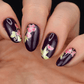 Beautiful-manicure-showing-nail-art-designs-of-flowers