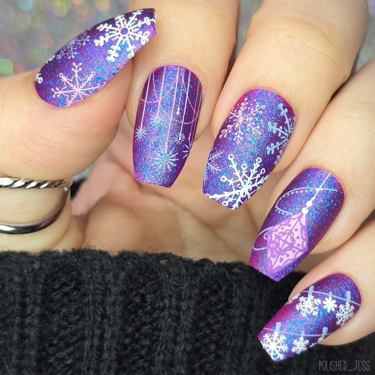 Snowflakes on Chains (CjS-376) Etched Nail Art Stamping Plate