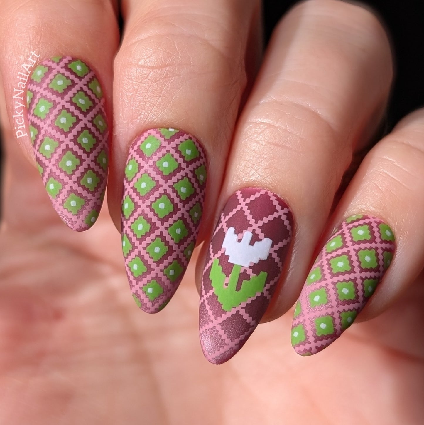 Quilting Corner (CjS-400) Etched Nail Art Stamping Plate
